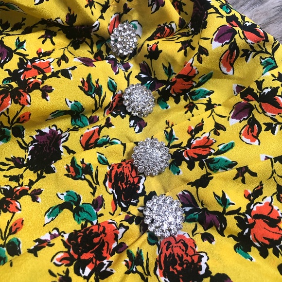 Zara Yellow Floral Mini skirt with Accents - Picture 7 of 7